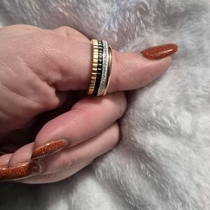 Chic Two-Tone Band Ring